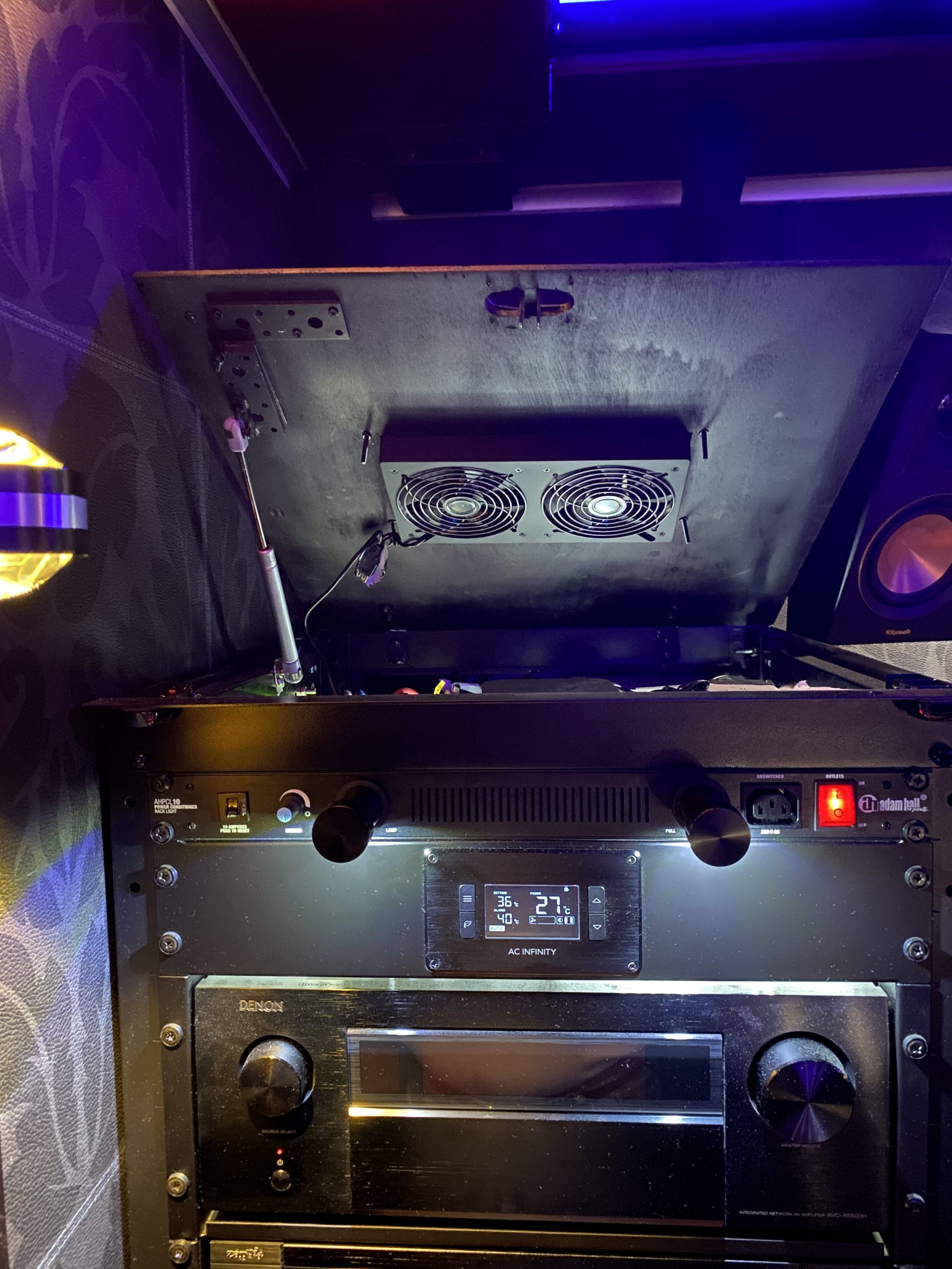 蜂蜜浏览器_Construction-Rack-HiFi-avec-toit-sur-verin-et-eclairage-Led-2-scaled.jpg
