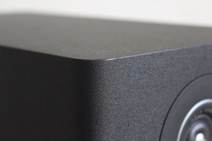 Polk-R600-Detail-Finition (1).jpg