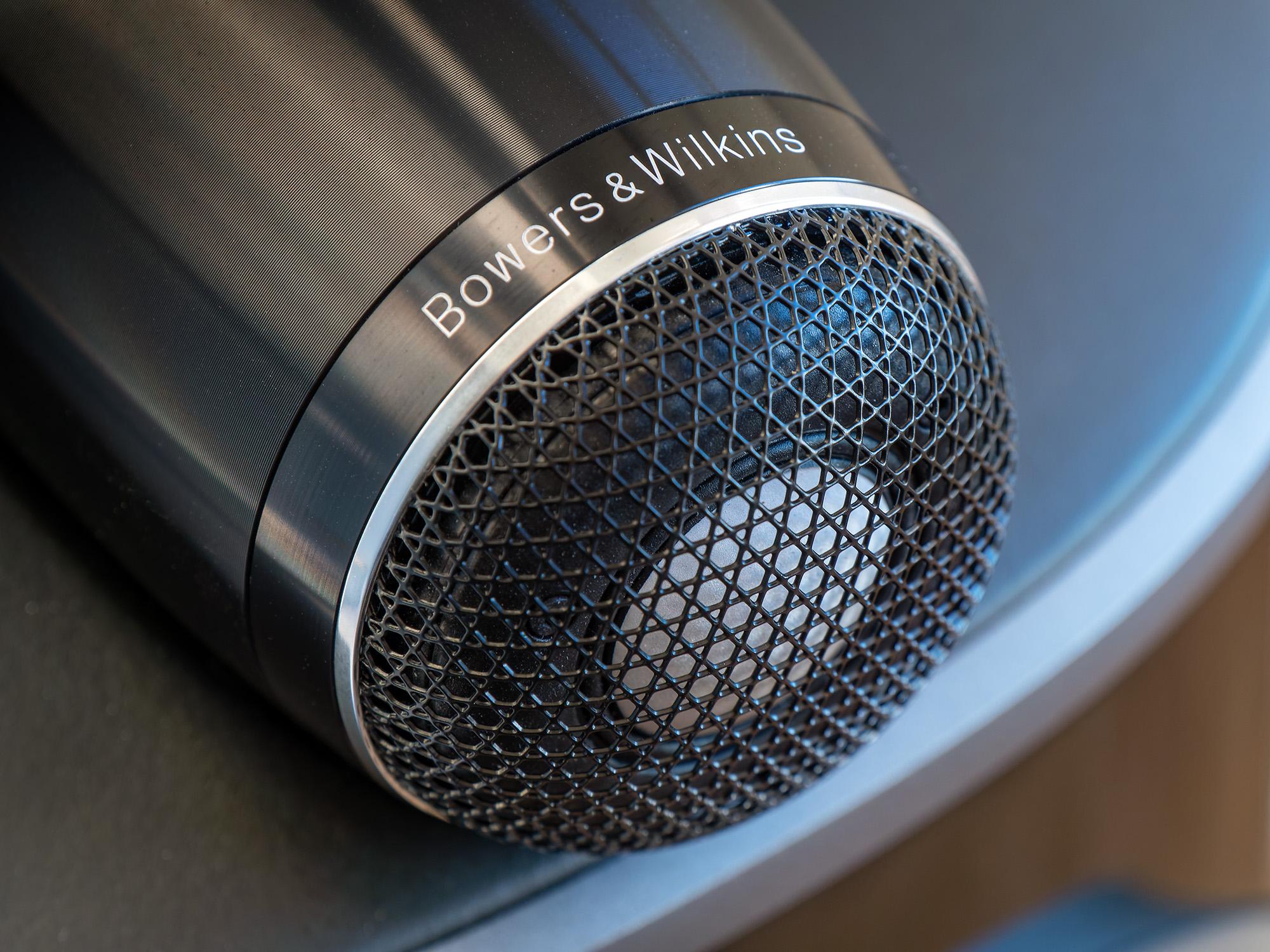 c5f74cfc-805-d4-tweeter.jpg