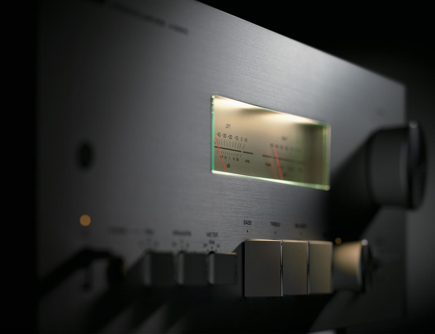 yamaha_a-s2200_vu_meter.jpg