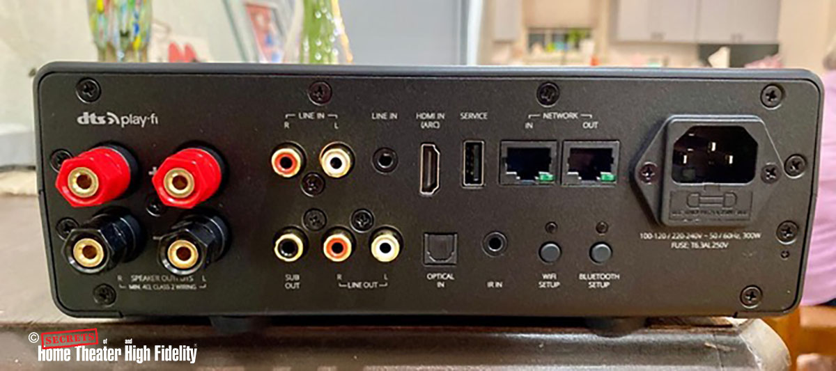 figure-3-SVS-Prime-Wireless-Pro-SoundBase-Back.jpg