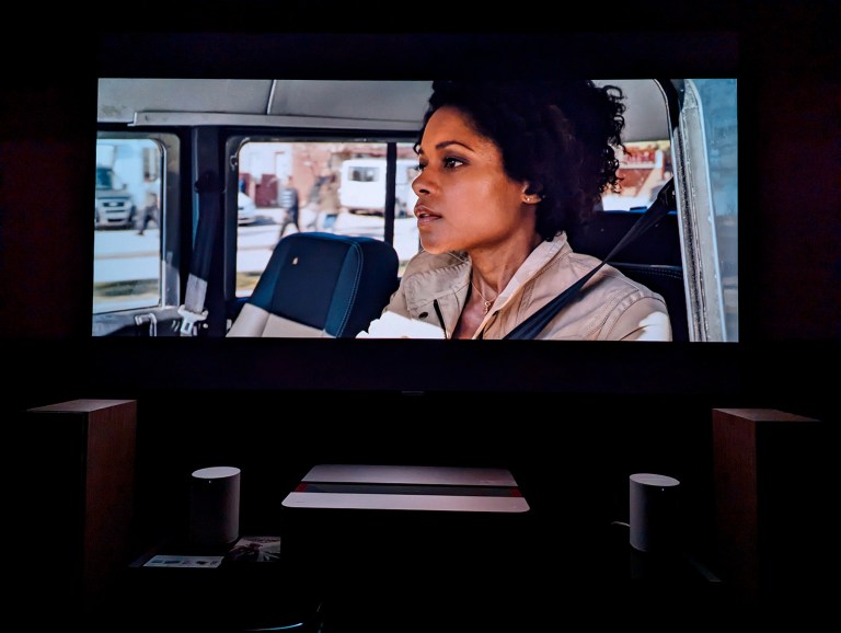 Leica-Cine-1-Skyfall-1080p-01-bis.jpg