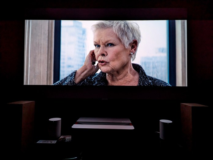 Leica-Cine-1-Skyfall-1080p-02-bis.jpg