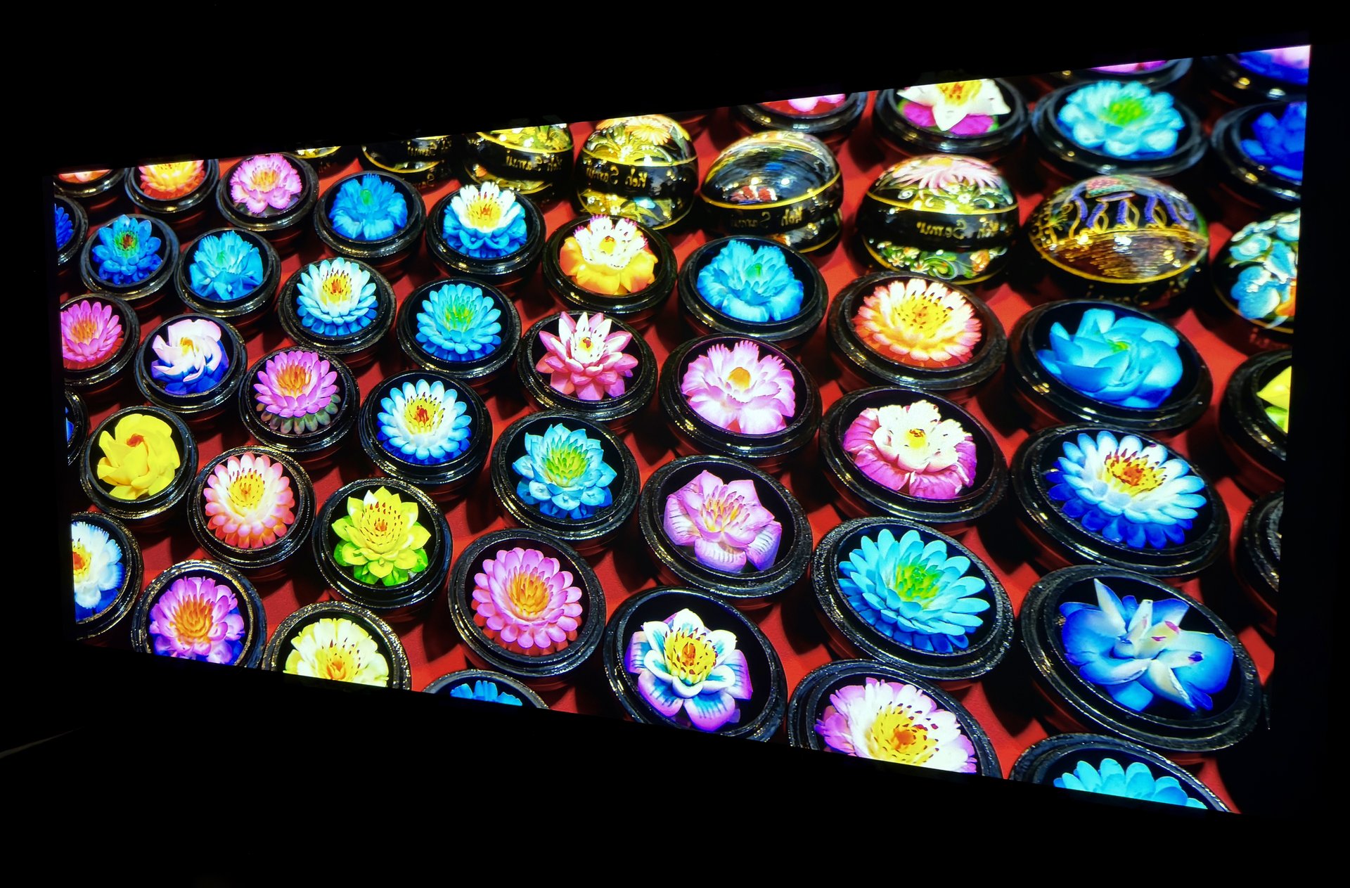 Stained glass Tints and shades Art Pattern Glass.jpg