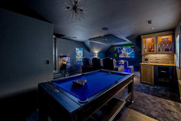 021524_dream_theater_pool_table.jpg