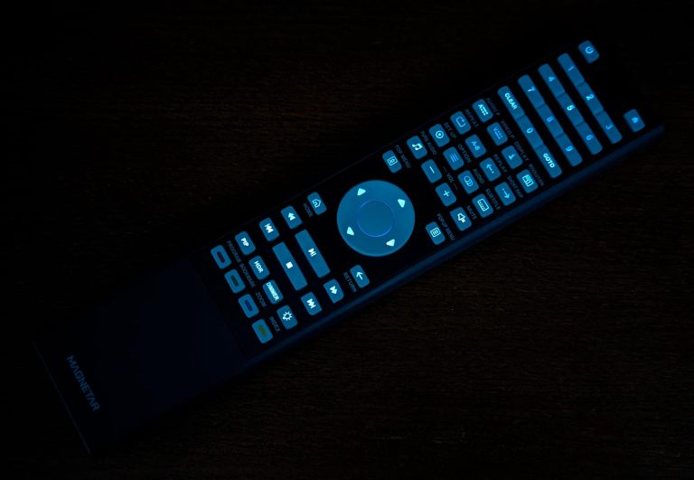 Magnetar-UDP800-Telecommande-Nuit.jpg