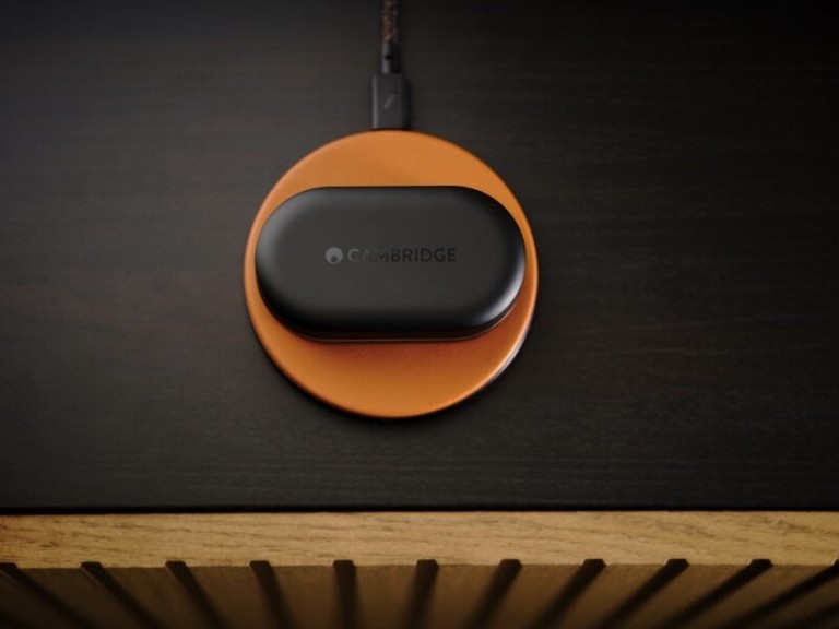 M100 wireless charging.jpg