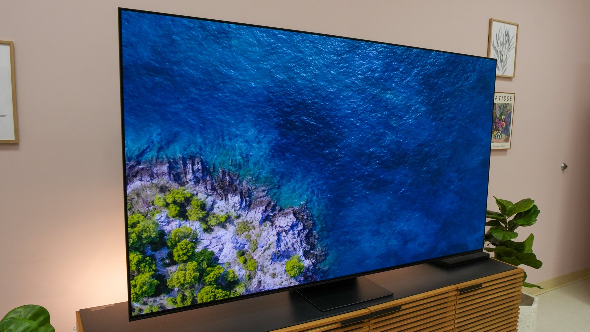 samsung-77-inch-s95d-4k-oled-tv_j4n6.jpg